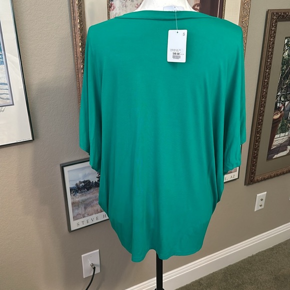 Over sized pocket Tee NWT Green - Picture 3 of 3